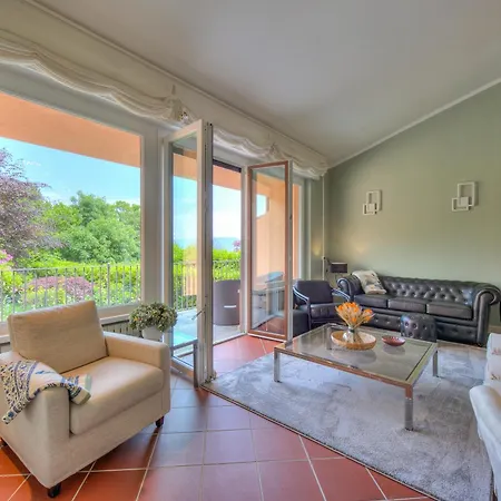 Holiday home Residenza Il Ginepro Garden And Privacy - Happy